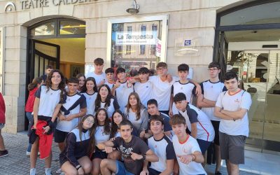 Los alumnos de 4º de ESO se van al teatro