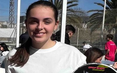 Sofía Hernández Carretero se proclama campeona autonómica de pádel