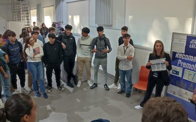 Jordi Pérez Molla, exalumno destacado de Telecomunicaciones de Salesianos Juan XXIII, presenta las movilidades Erasmus+ en el Ágora de Alcoy