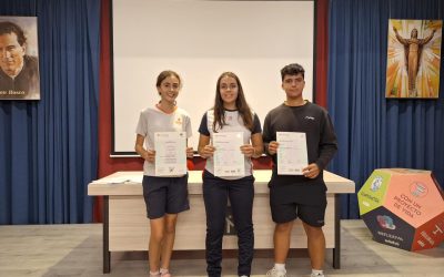 Diplomas de Cambridge para tres de nuestros alumnos